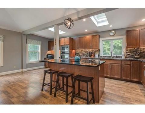 249 Maple St, Danvers, MA 01923 photo 3
