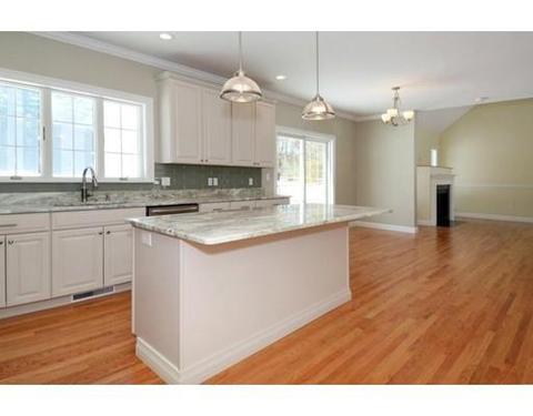 20 Ardmore Dr, Danvers, MA 01923 photo 4
