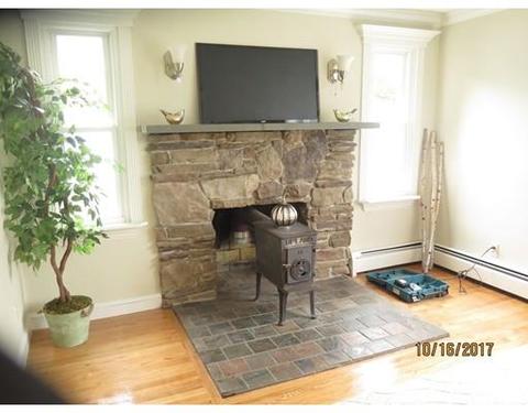 21 Rowena, Worcester, MA 01606 photo 3