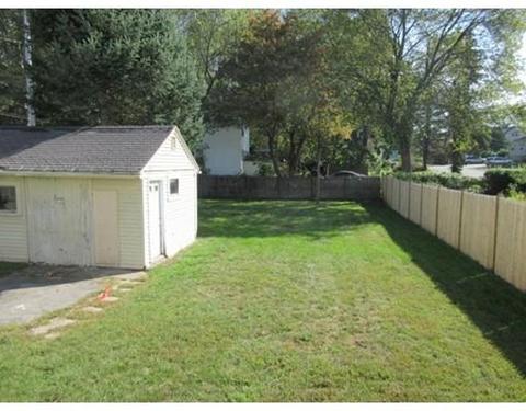 17 Eddy St, Webster, MA 01570 photo 4