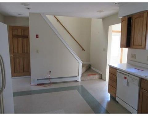 17 Eddy St, Webster, MA 01570 photo 9