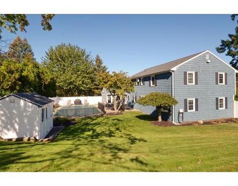 96 North St, Danvers, MA 01923 photo 3