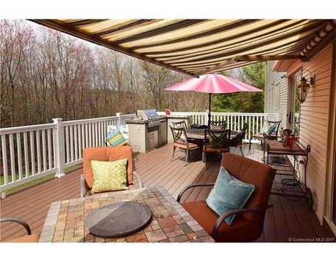 32 Eaglebrook Dr, Somers, CT 06071 photo 11