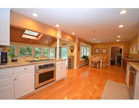 118 Armsby Rd, Sutton, MA 01590 photo 4