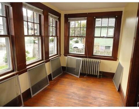 10 Gloucester Ave, Gloucester, MA 01930 photo 5