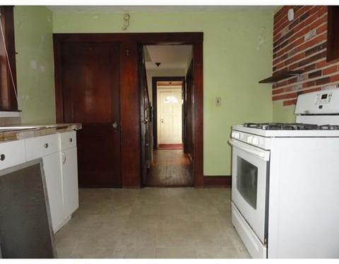 10 Gloucester Ave, Gloucester, MA 01930 photo 12