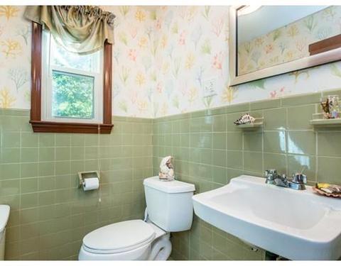 20 Argyle Rd, Dedham, MA 02026 photo 10