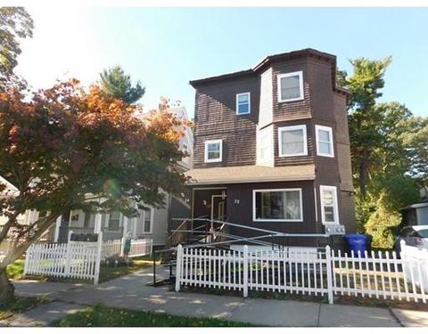 32 Continental St, Springfield, MA 01108 photo 2