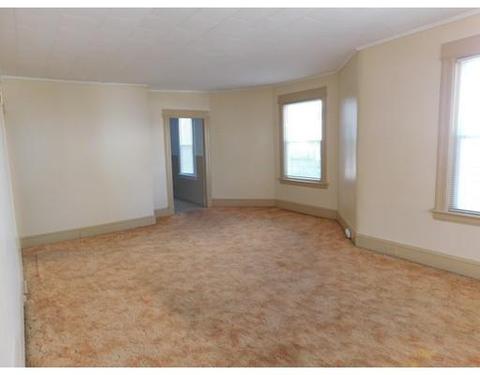 32 Continental St, Springfield, MA 01108 photo 14