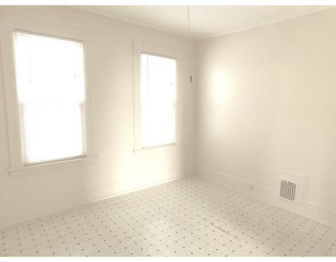 32 Continental St, Springfield, MA 01108 photo 15