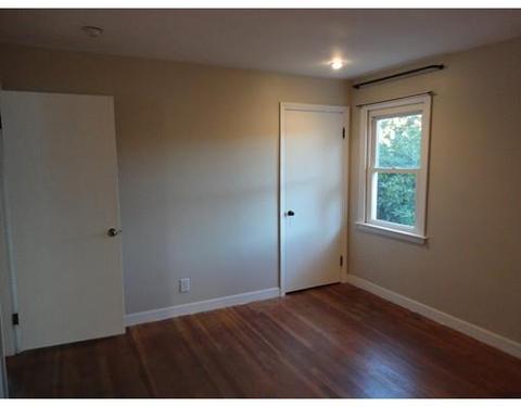 10 Dalessandro Ave, Dudley, MA 01571 photo 8