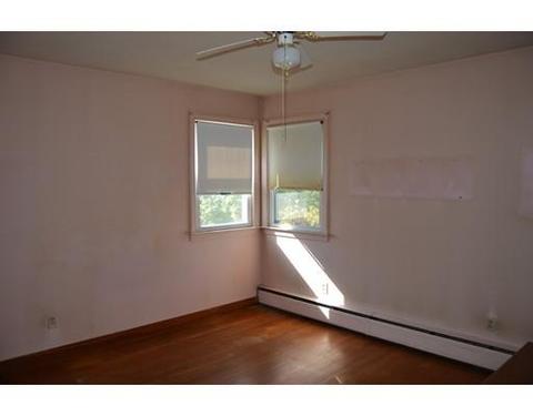 528 Prospect St, Chicopee, MA 01020 photo 10