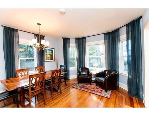 2 Solon St, Wellesley, MA 02482 photo 9