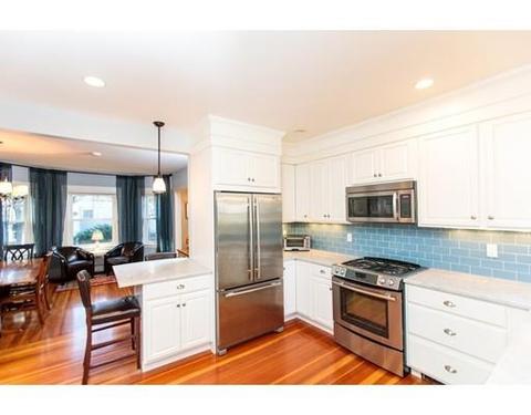 2 Solon St, Wellesley, MA 02482 photo 13