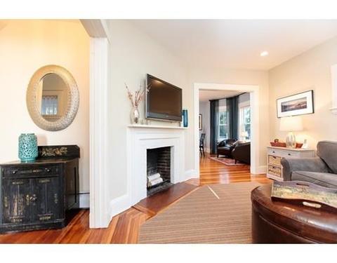 2 Solon St, Wellesley, MA 02482 photo 5
