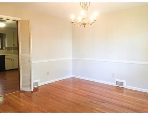 25 Redstone Dr, Springfield, MA 01118 photo 10
