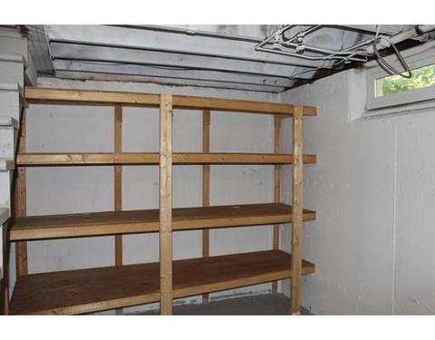 377 Stapleton Rd, Springfield, MA 01109 photo 14