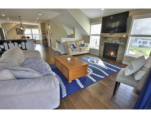 1 Breezy Point Rd, Gloucester, MA 01930 photo 7