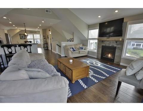 1 Breezy Point Rd, Gloucester, MA 01930 photo 10