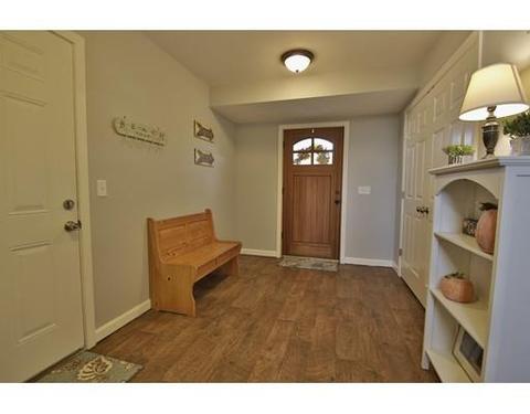 1 Breezy Point Rd, Gloucester, MA 01930 photo 3