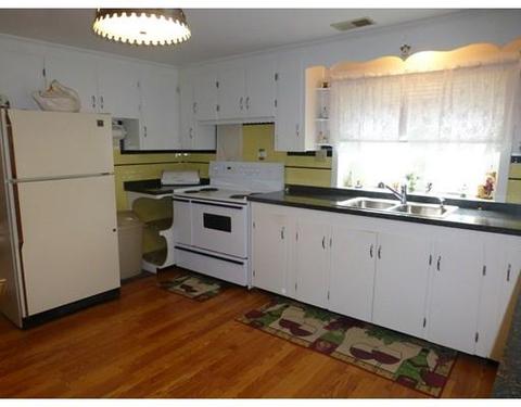 41 Baltic Rd, Worcester, MA 01607 photo 6