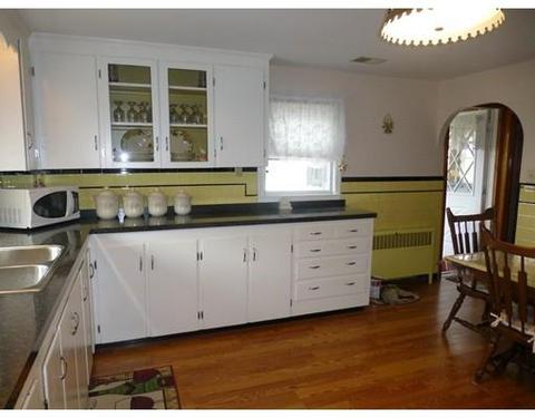 41 Baltic Rd, Worcester, MA 01607 photo 8