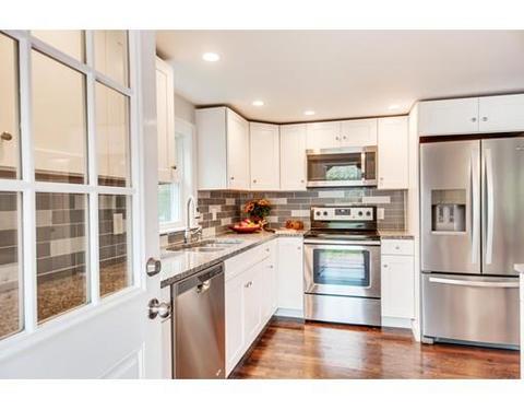 1 Forest St, Franklin, MA 02038 photo 2