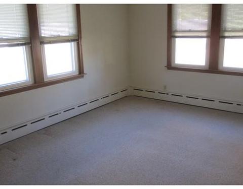 19 Nichols St, Springfield, MA 01151 photo 12