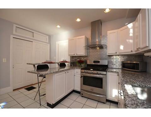 8 Baker St, Saugus, MA 01906 photo 10