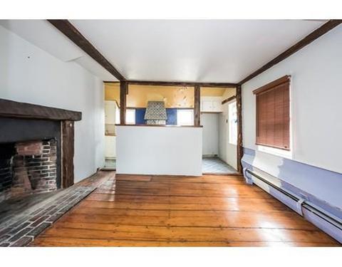 24 Watson St, Marblehead, MA 01945 photo 6