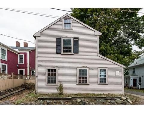 24 Watson St, Marblehead, MA 01945 photo 2