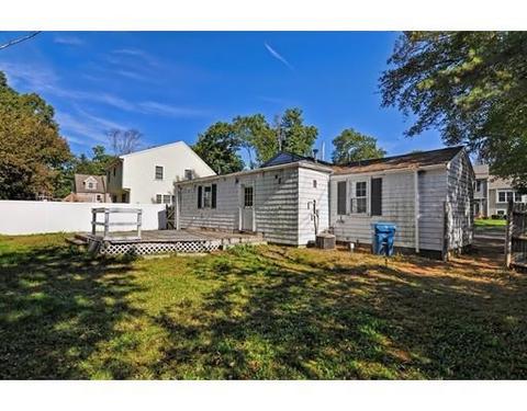 13 Pleasant Cir, Canton, MA 02021 photo 5
