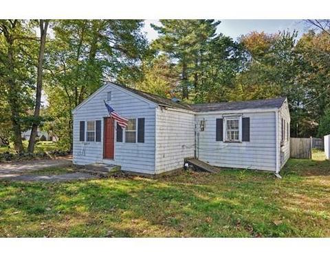13 Pleasant Cir, Canton, MA 02021 photo 3