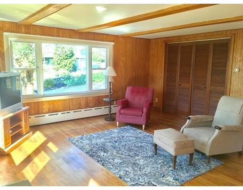2 Madden Ln, Little Compton, RI 02837 photo 8