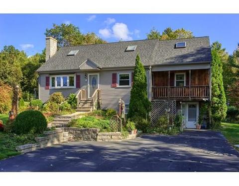 5 Loretta Ave, Pelham, NH 03076 photo 2