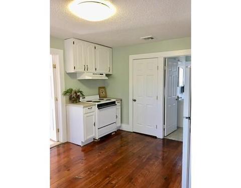 229 Central St, Springfield, MA 01105 photo 5