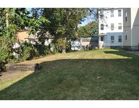 208 Pilgrim Ave, Worcester, MA 01604 photo 3
