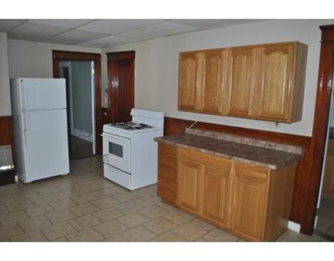 208 Pilgrim Ave, Worcester, MA 01604 photo 21
