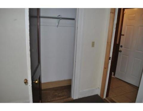 208 Pilgrim Ave, Worcester, MA 01604 photo 22