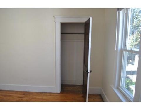208 Pilgrim Ave, Worcester, MA 01604 photo 19