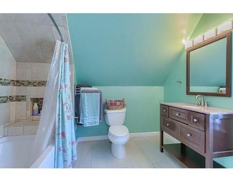2 Danvers St, Worcester, MA 01604 photo 18