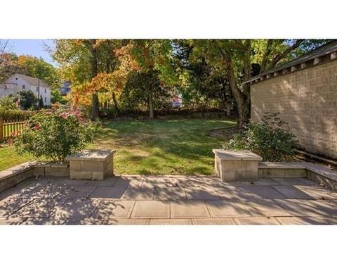 2 Danvers St, Worcester, MA 01604 photo 27