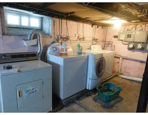 126 Tecumseh St, Fall River, MA 02721 photo 18