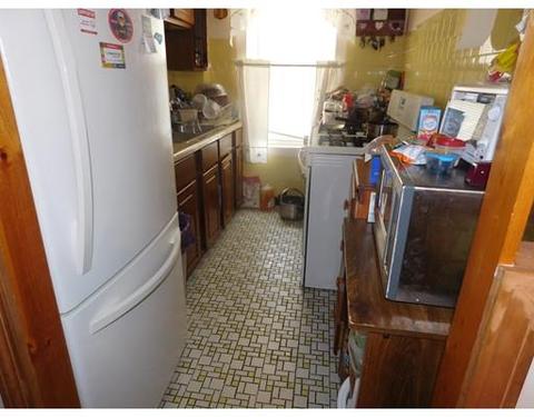 126 Tecumseh St, Fall River, MA 02721 photo 10