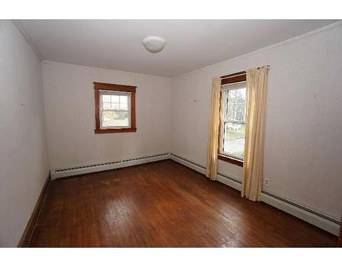 879 Pearce St, Fall River, MA 02720 photo 17
