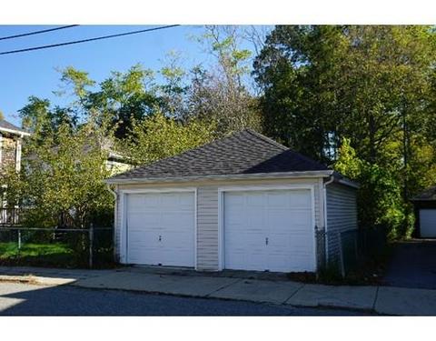 879 Pearce St, Fall River, MA 02720 photo 3