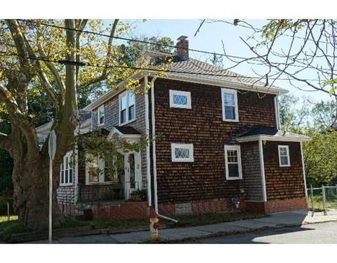 879 Pearce St, Fall River, MA 02720 photo 2