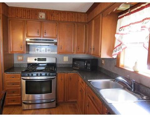 53 Bartlett St, Woonsocket, RI 02895 photo 11