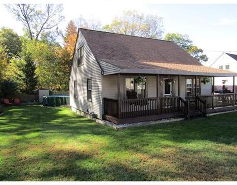 53 Bartlett St, Woonsocket, RI 02895 photo 2
