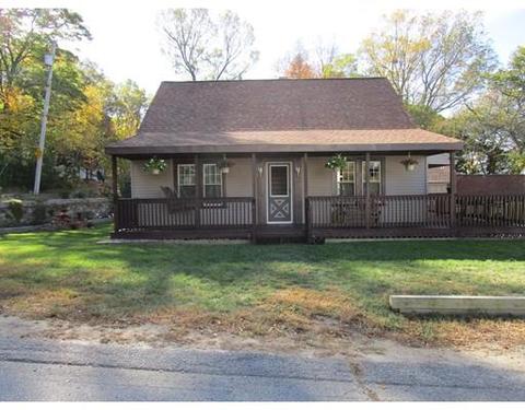 53 Bartlett St, Woonsocket, RI 02895 photo 3